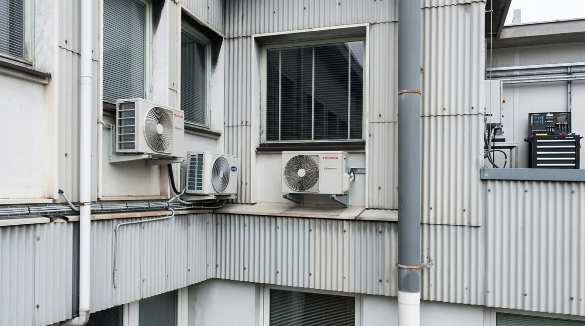 Installazione condizionatori facciata Novi Ligure